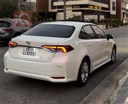 تۆیۆتا کۆرۆلا